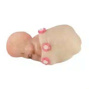Martsipanist beebi tekiga roosas